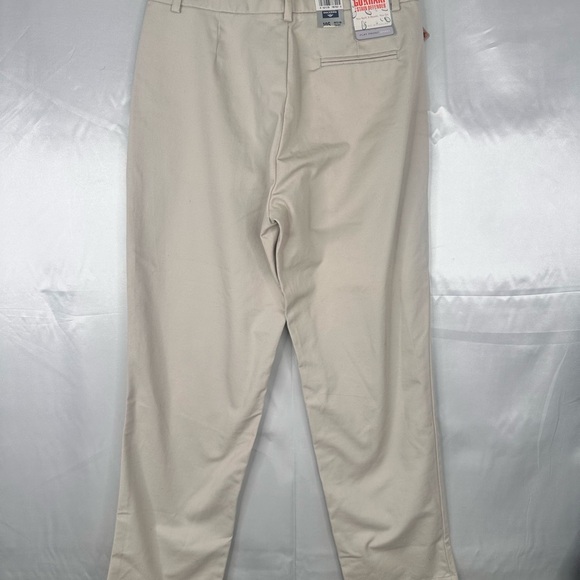 Dockers Go Khaki Stain Defender Size 10 Short - Picture 4 of 10